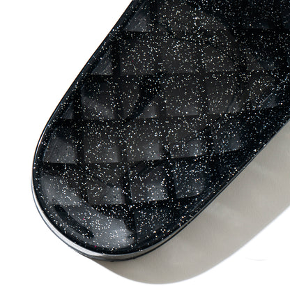 Everything Glitters At The Beginning Black